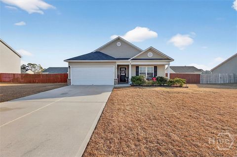 Homes For Sale - 107 Dasher Drive<br/> Springfield, GA 31329