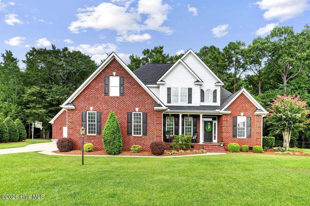 Photo of 314 Clay Brook Drive, Goldsboro, NC 27530 (MLS # 100594698)