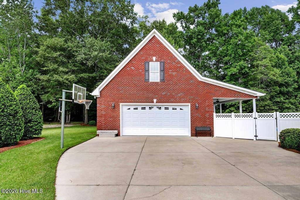 Photo of 314 Clay Brook Drive, Goldsboro, NC 27530 (MLS # 100594698)