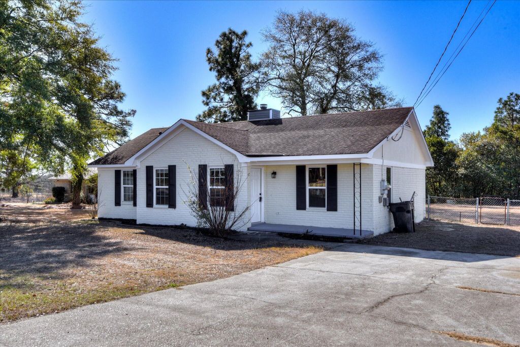 Photo of 2120 Faircrest Avenue, Augusta, GA 30906 (MLS # 551504)