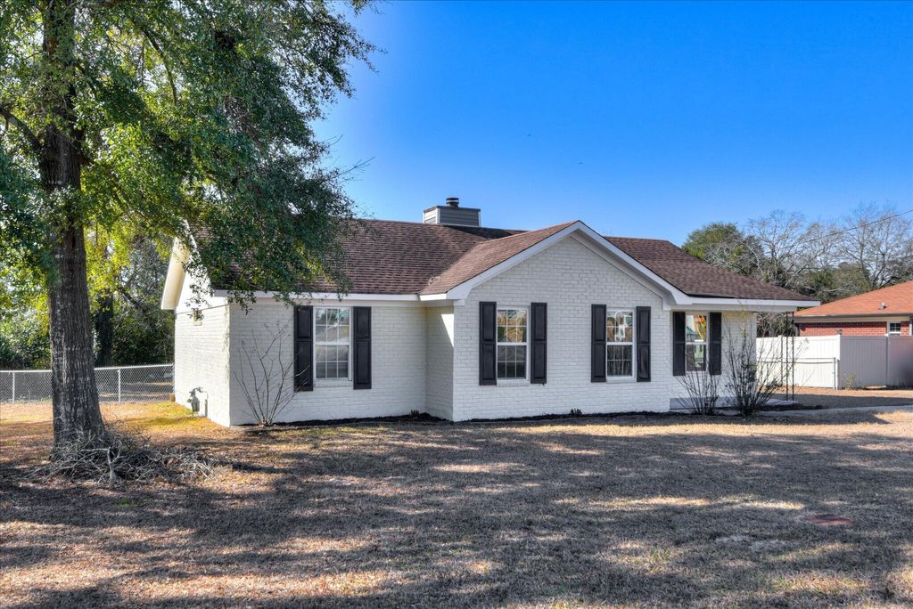 Photo of 2120 Faircrest Avenue, Augusta, GA 30906 (MLS # 551504)