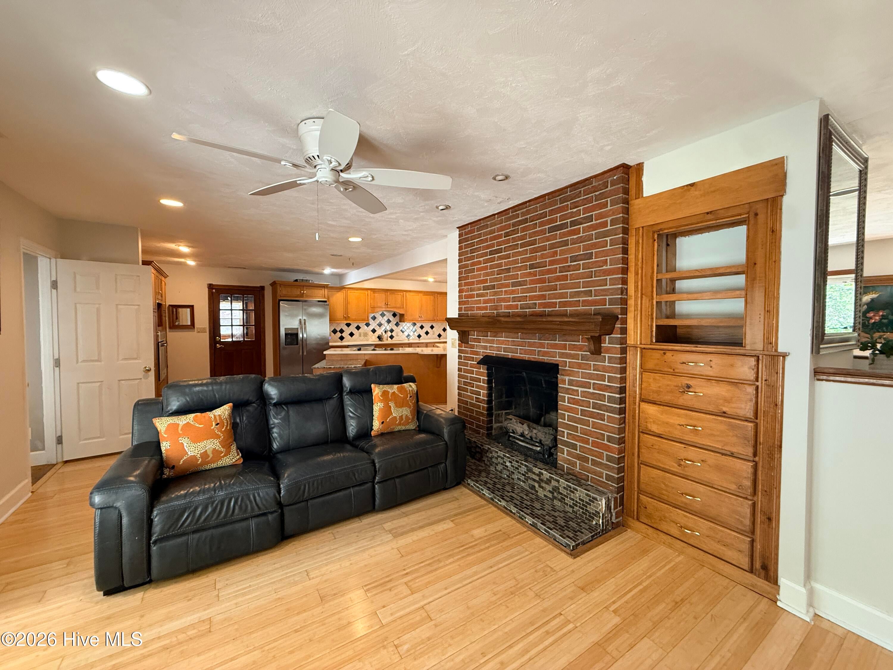 4825 College Acres Drive