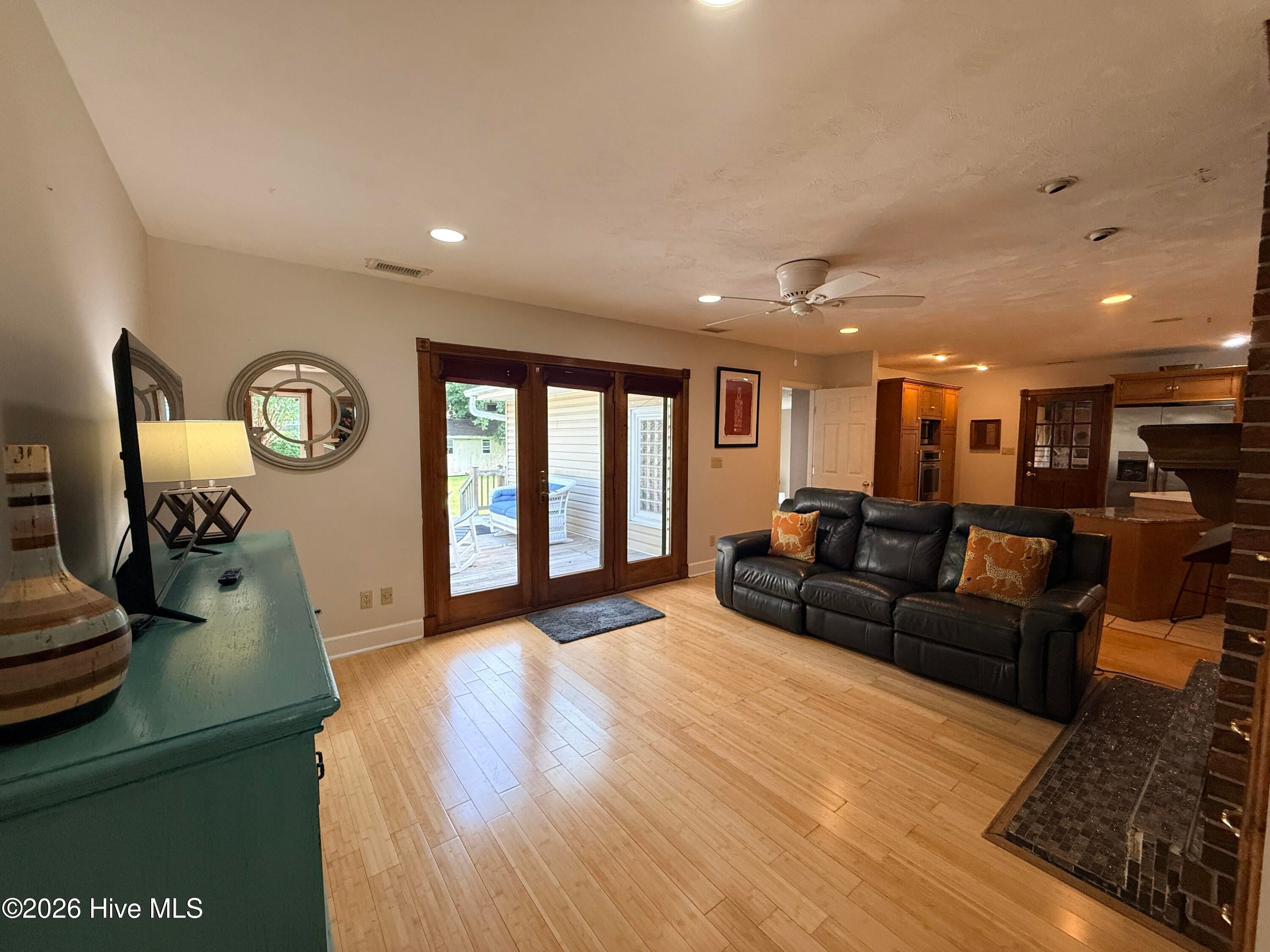 4825 College Acres Drive