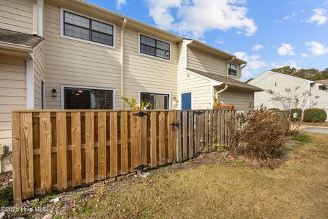 Tiny photo for 1731 41st Street #Apt C, Wilmington, NC 28403 (MLS # 100544618)