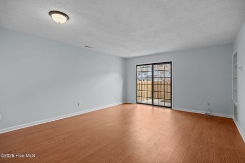 Tiny photo for 1731 41st Street #Apt C, Wilmington, NC 28403 (MLS # 100544618)