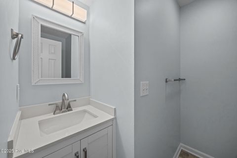 Tiny photo for 1731 41st Street #Apt C, Wilmington, NC 28403 (MLS # 100544618)