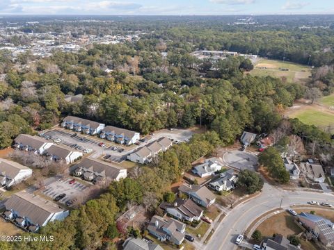 Tiny photo for 1731 41st Street #Apt C, Wilmington, NC 28403 (MLS # 100544618)