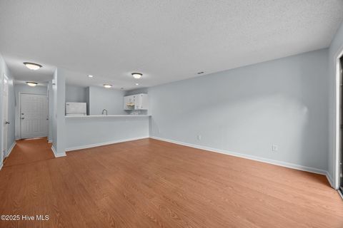 Tiny photo for 1731 41st Street #Apt C, Wilmington, NC 28403 (MLS # 100544618)