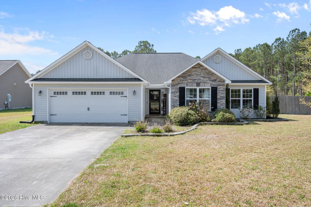Photo of 100 Apple Drive, Havelock, NC 28532 (MLS # 100565164)