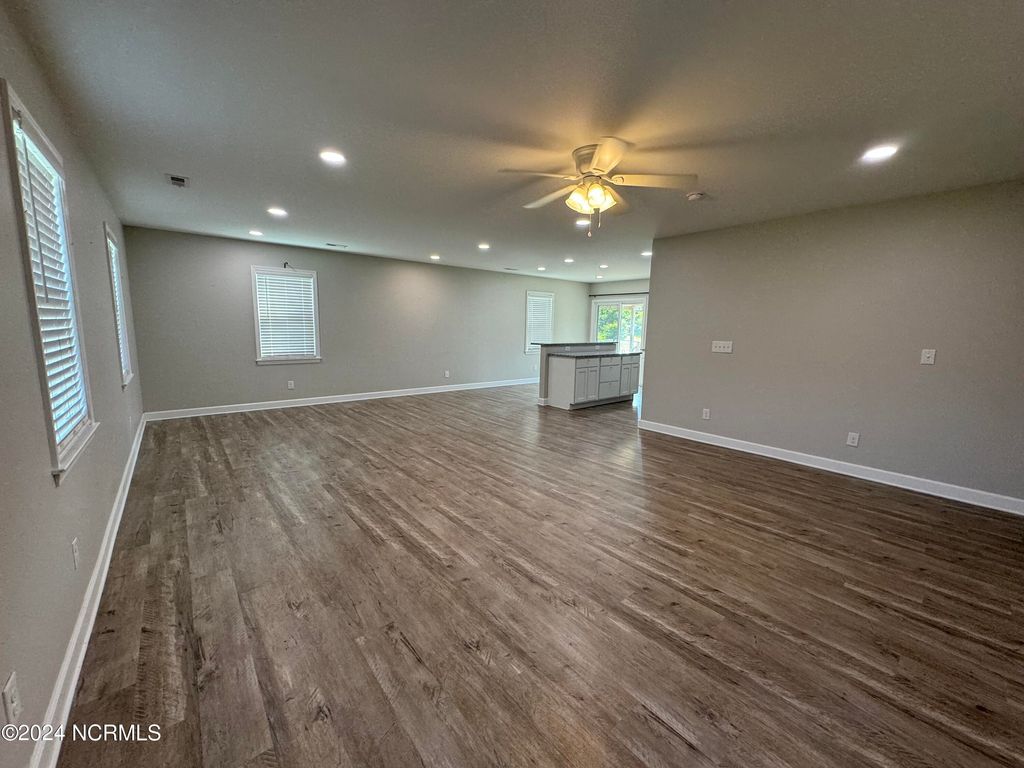 Photo of 193 Oyster Lane, Hubert, NC 28539 (MLS # 100551441)