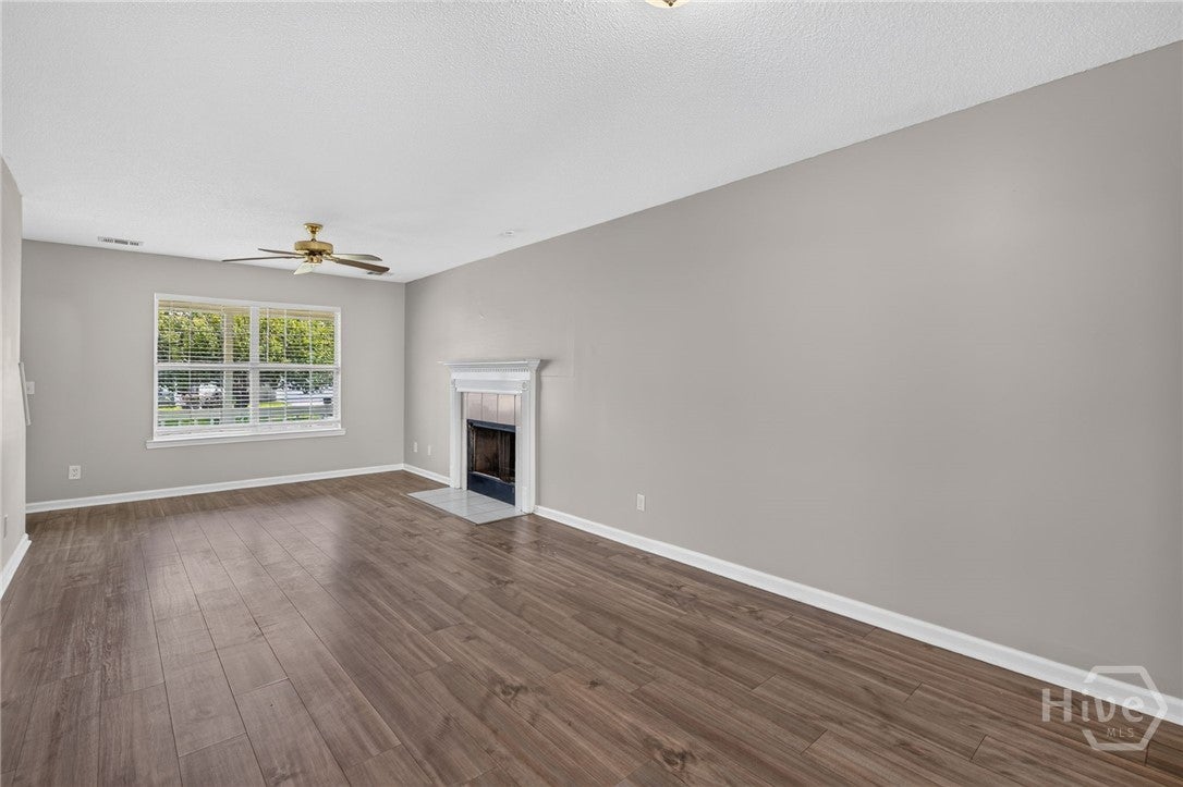 17 Leeward Drive