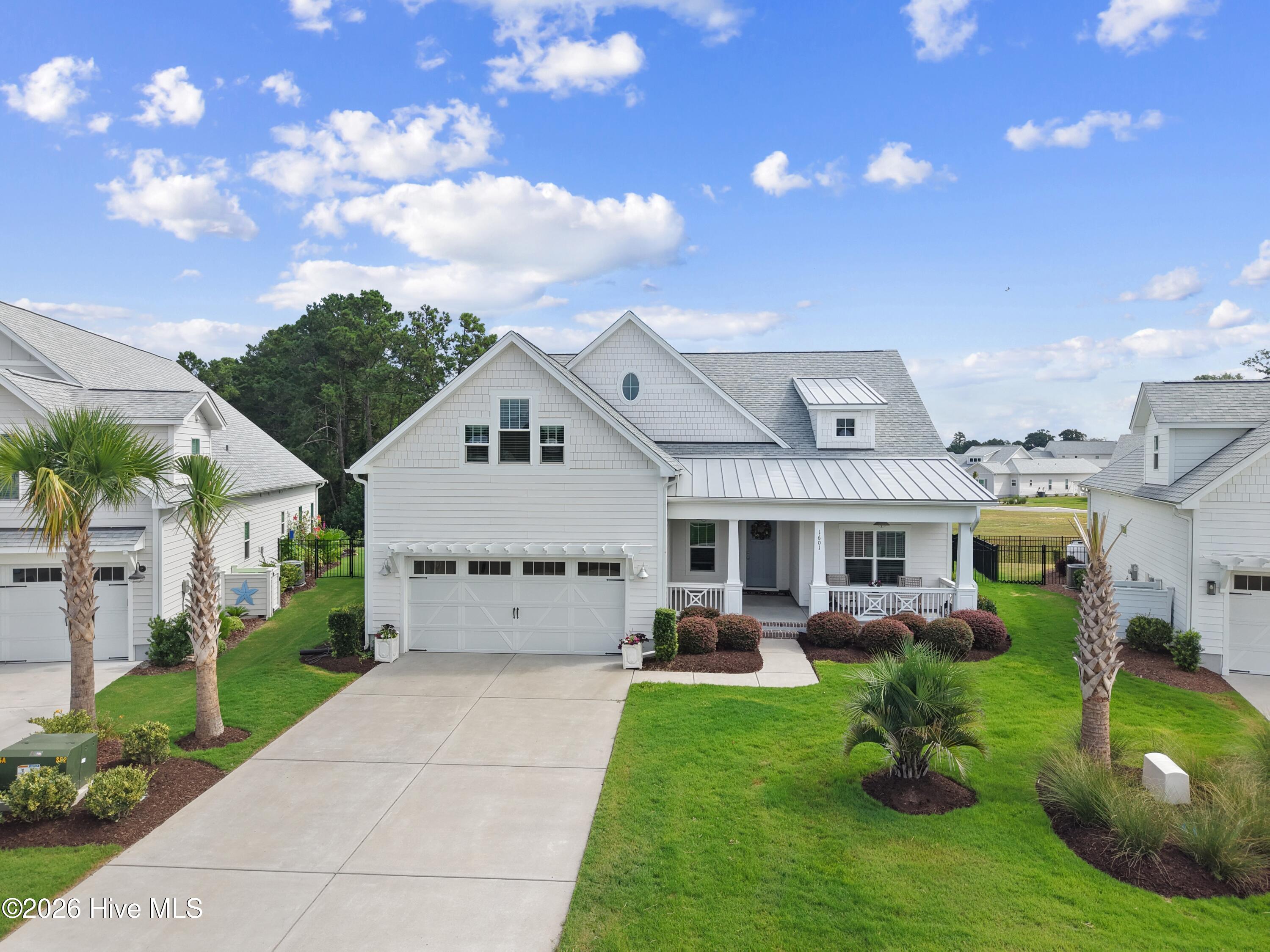 1601 Ladera Point