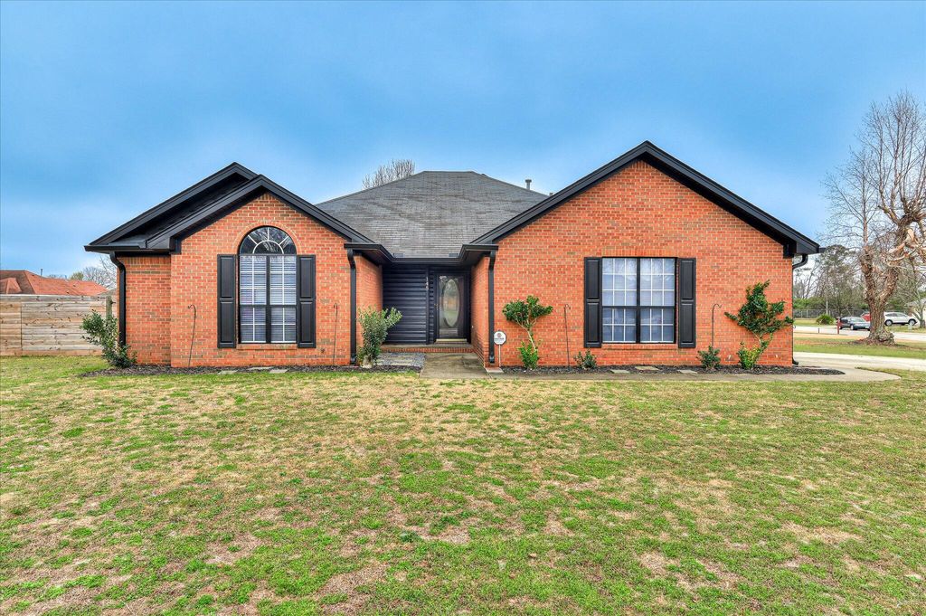 Photo of 145 Summerfield Circle, Grovetown, GA 30813 (MLS # 552409)