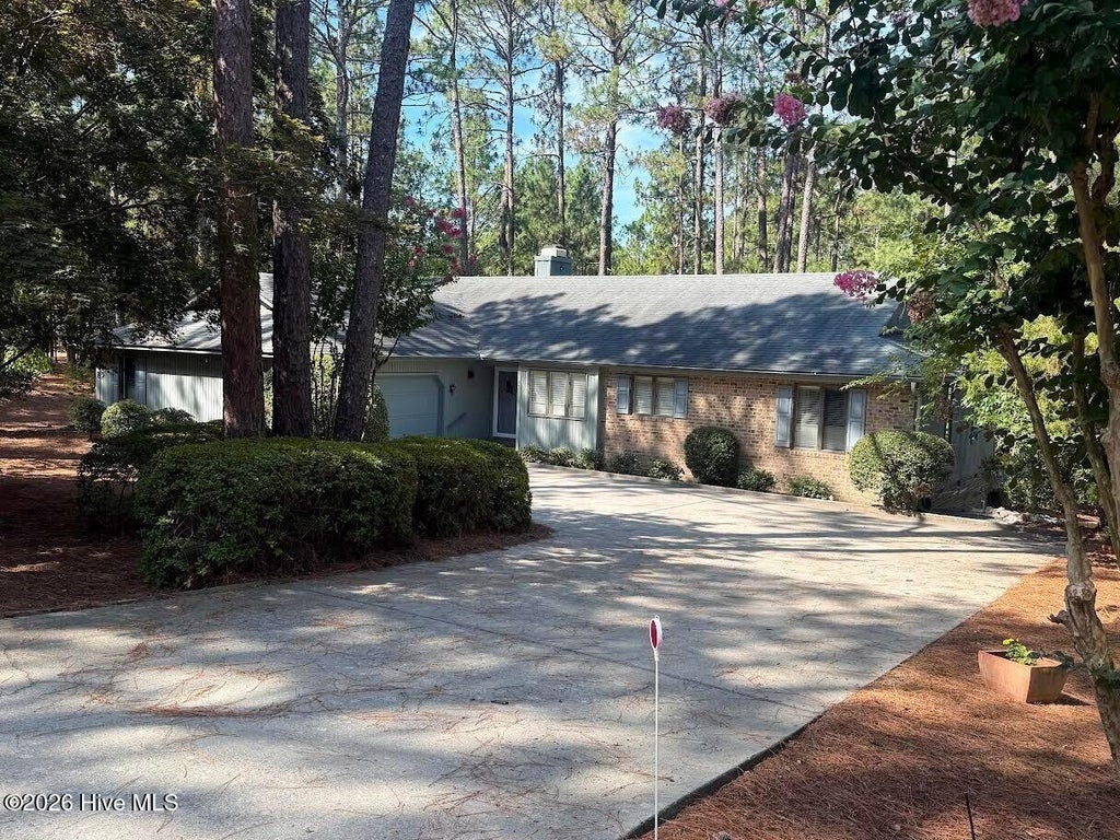 Photo of 185 Pinyon Circle, Pinehurst, NC 28374 (MLS # 100587804)