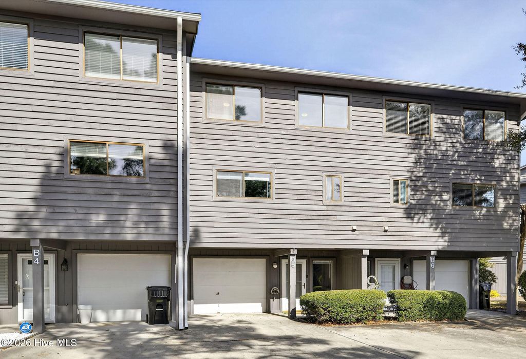 Photo of 524 Linksider Drive #Apt B5, Wilmington, NC 28412 (MLS # 100555356)