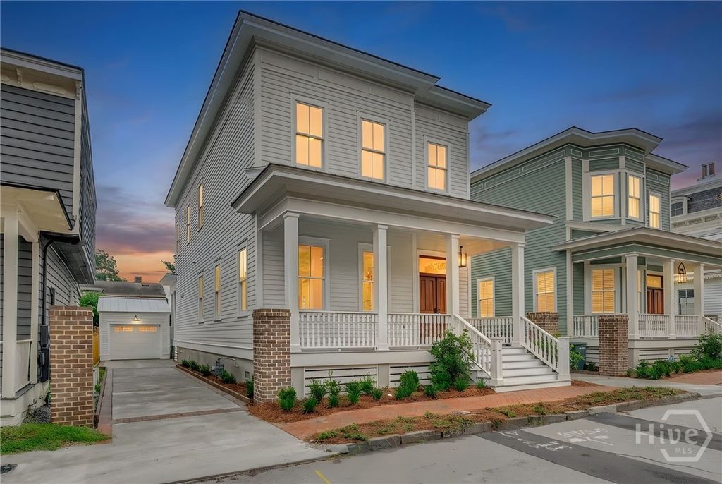 Photo of 509 E Huntingdon Street, Savannah, GA 31401 (MLS # SA348284)