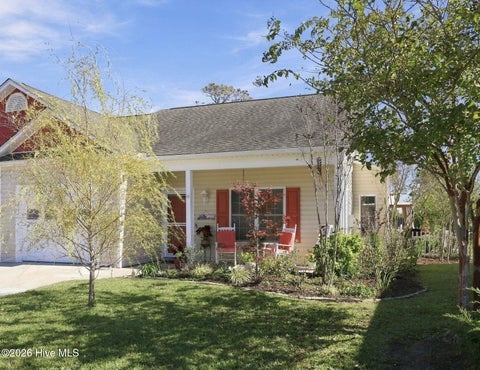Photo of 111 Palmetto Place Circle, Beaufort, NC 28516 (MLS # 100612474)