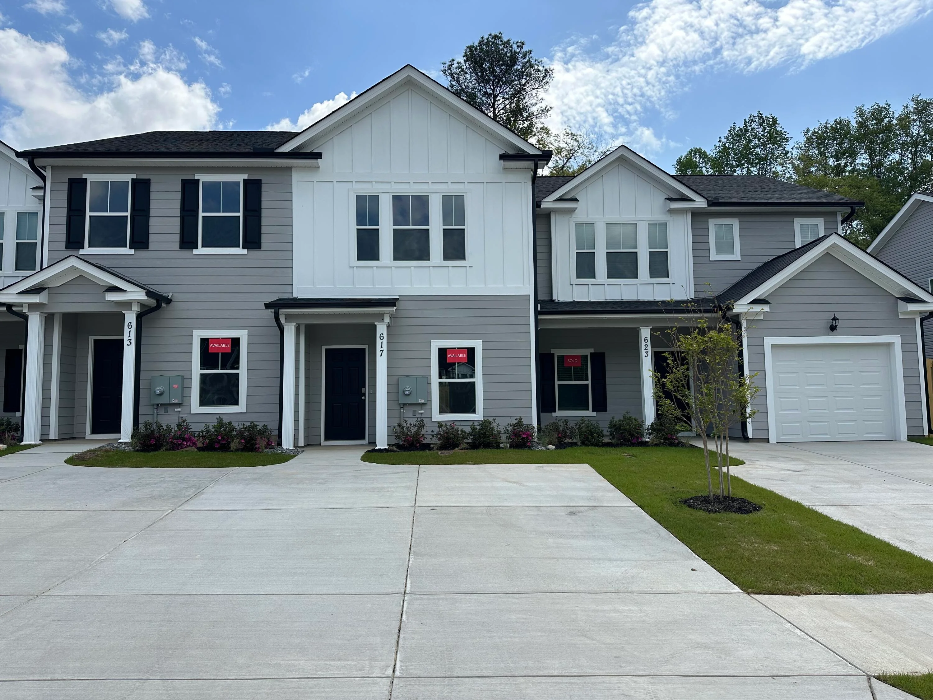 617 Caroline Court Unit 8c