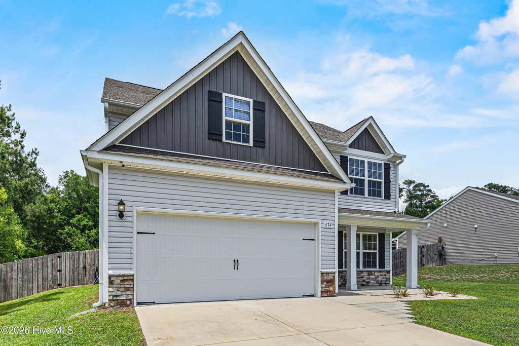 Photo of 372 Poppleton Drive, Hampstead, NC 28443 (MLS # 100576547)