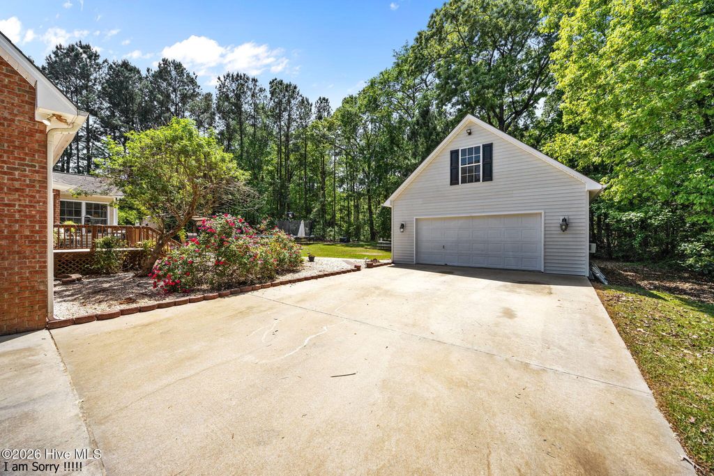 Photo of 2004 Mercury Drive, Greenville, NC 27858 (MLS # 100569312)