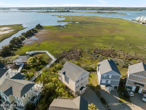 Tiny photo for 331 Oceanaire Lane, Surf City, NC 28445 (MLS # 100567995)