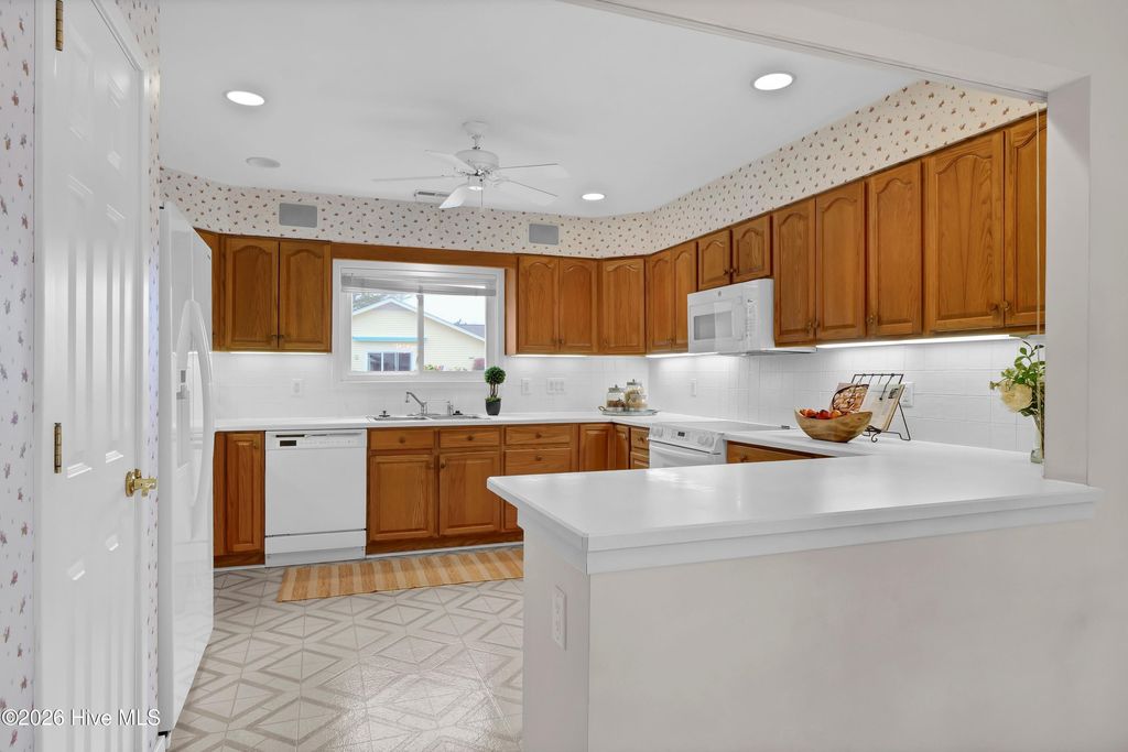 Photo of 207 Vistamar Drive, Wilmington, NC 28405 (MLS # 100554854)