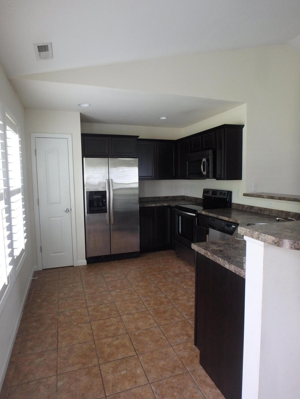 Photo of 106 Farmgate Drive, Richlands, NC 28574 (MLS # 100583521)
