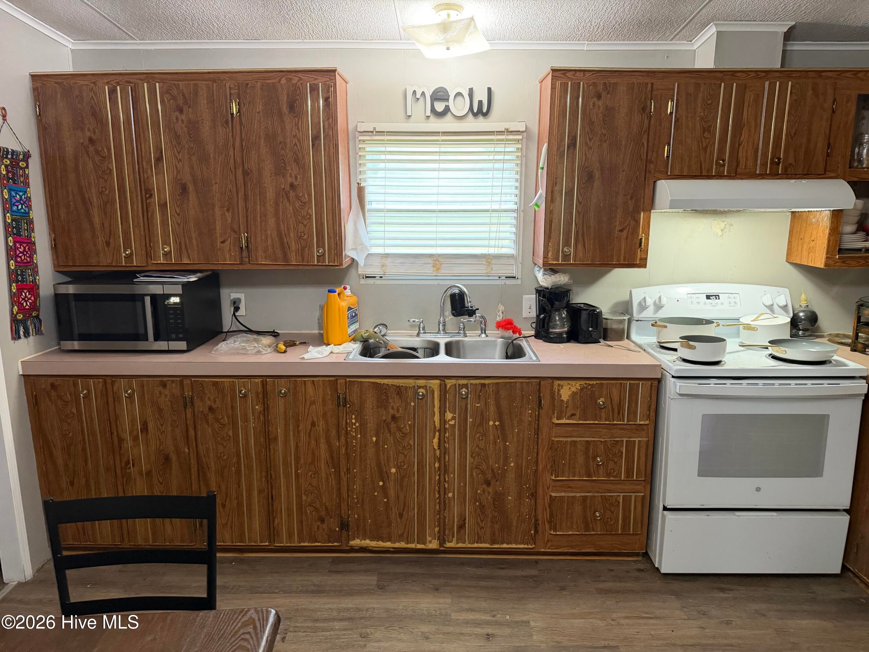 1085 Wells Road
