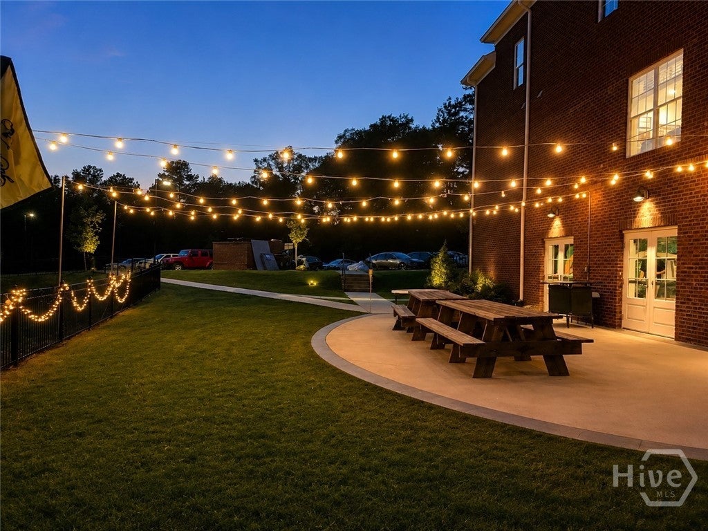 250 Carriage Lane