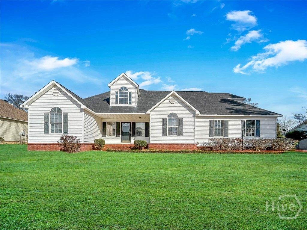 Photo of 177 Gleneagle Drive, Byron, GA 31088 (MLS # SA349930)