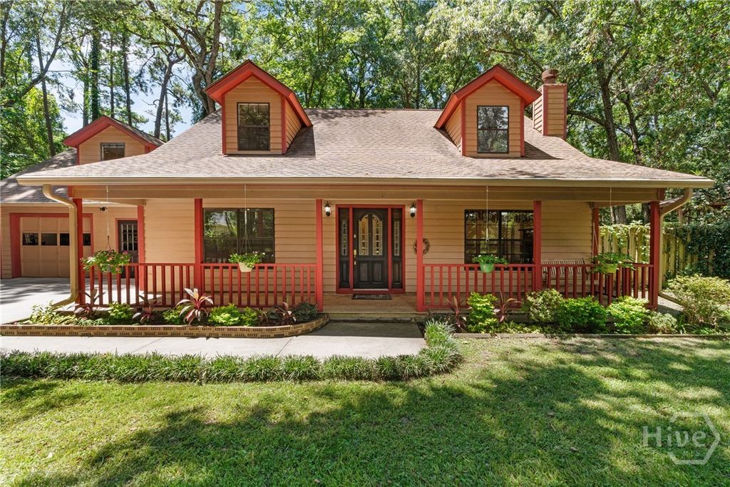 Photo of 9 W Coquena Circle, Savannah, GA 31410 (MLS # SA350560)