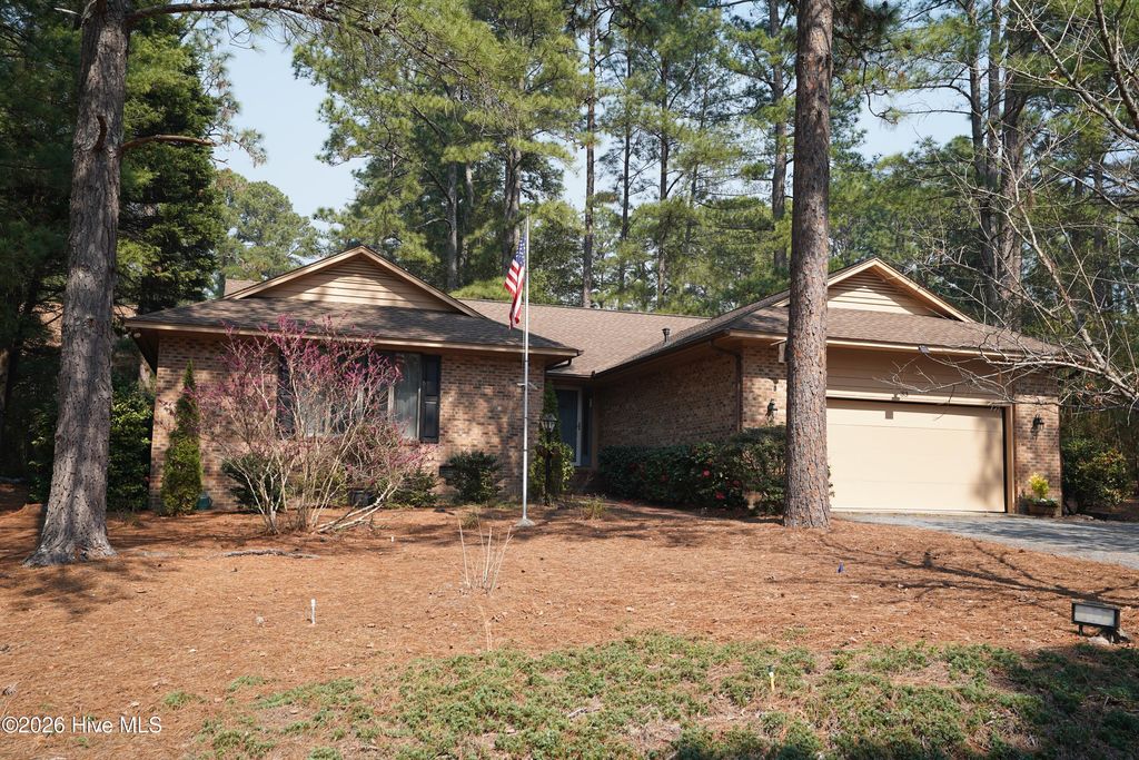 Photo of 33 Thunderbird Circle, Pinehurst, NC 28374 (MLS # 100560893)
