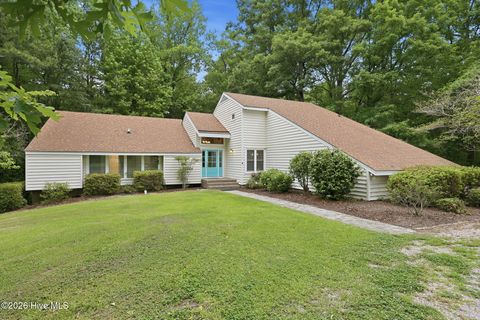 Homes For Sale - 424 Camelia Drive<br/> Beaufort County, Washington, NC 27889