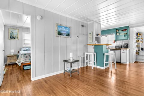 Tiny photo for 610 N Topsail Drive, Surf City, NC 28445 (MLS # 100550630)