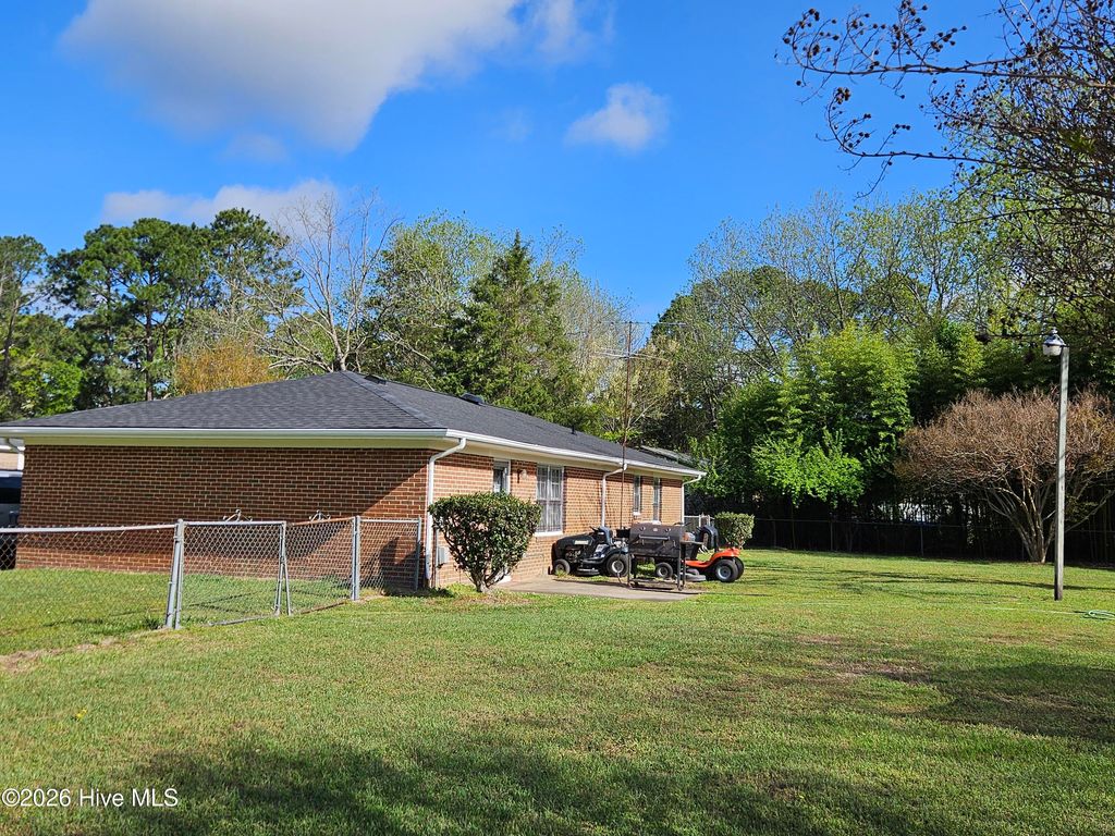 Photo of 109 Weldon Drive, Dudley, NC 28333 (MLS # 100564985)