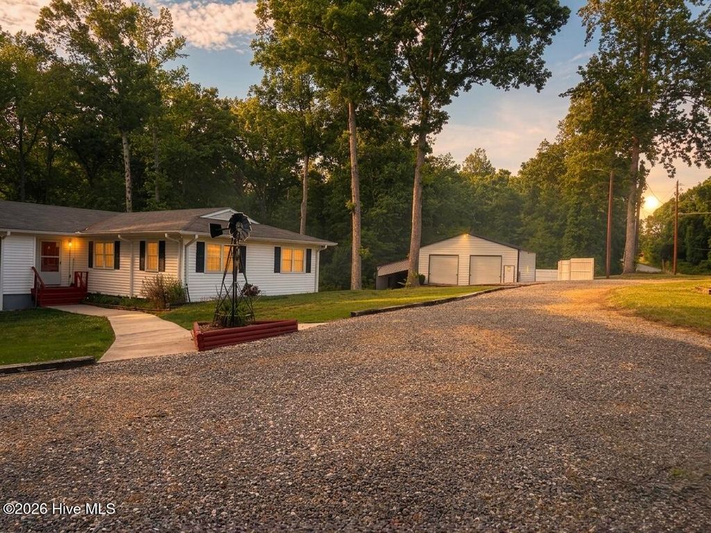 Photo of 5233 Kimberly Lane, Trinity, NC 27370 (MLS # 100569920)