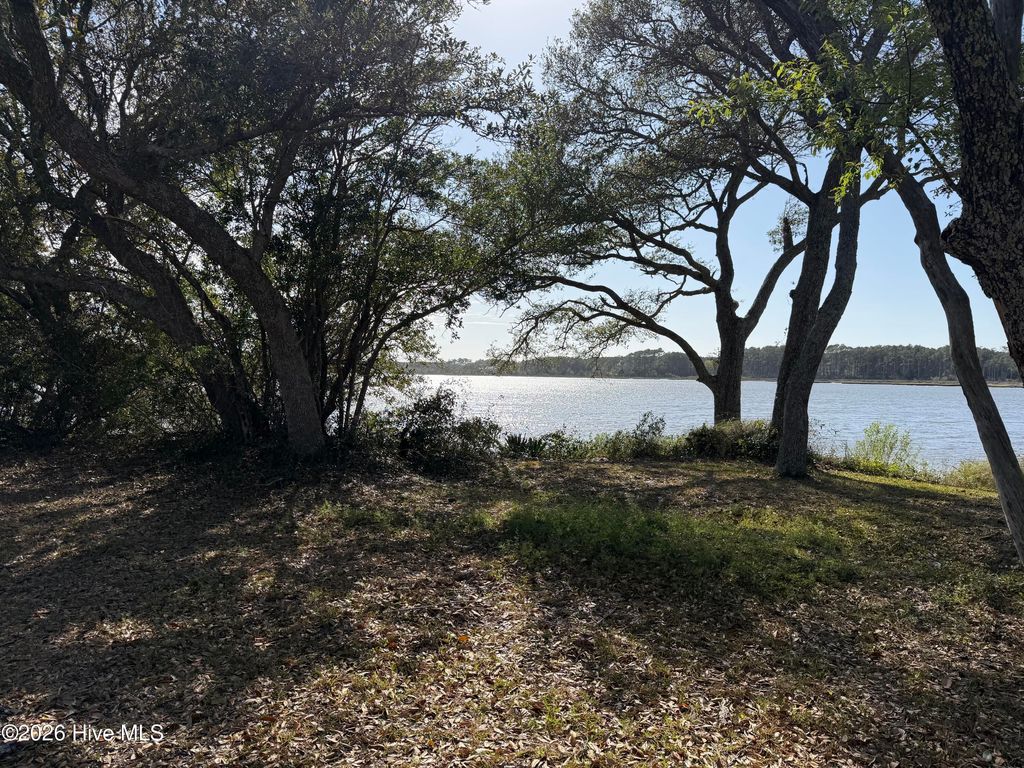 Photo of 313 Pelican Harbor Road, Beaufort, NC 28516 (MLS # 100552299)