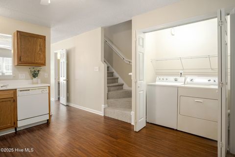 Tiny photo for 338 Bracken Place, Jacksonville, NC 28540 (MLS # 100546493)