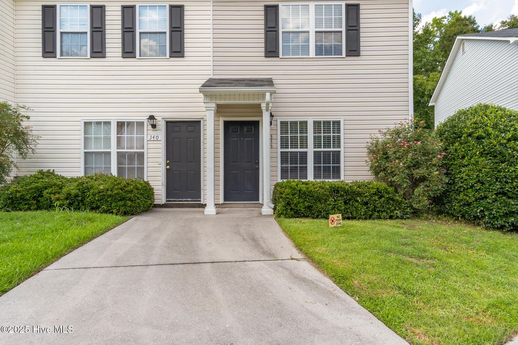 Photo of 338 Bracken Place, Jacksonville, NC 28540 (MLS # 100546493)