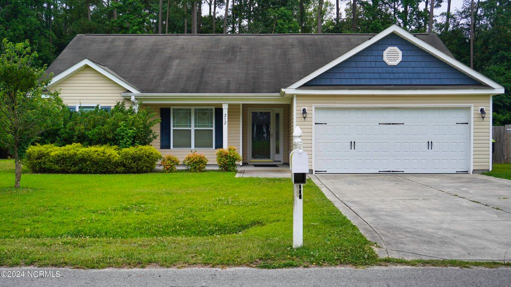 Photo of 212 Garden Folly Lane, Richlands, NC 28574 (MLS # 100557118)