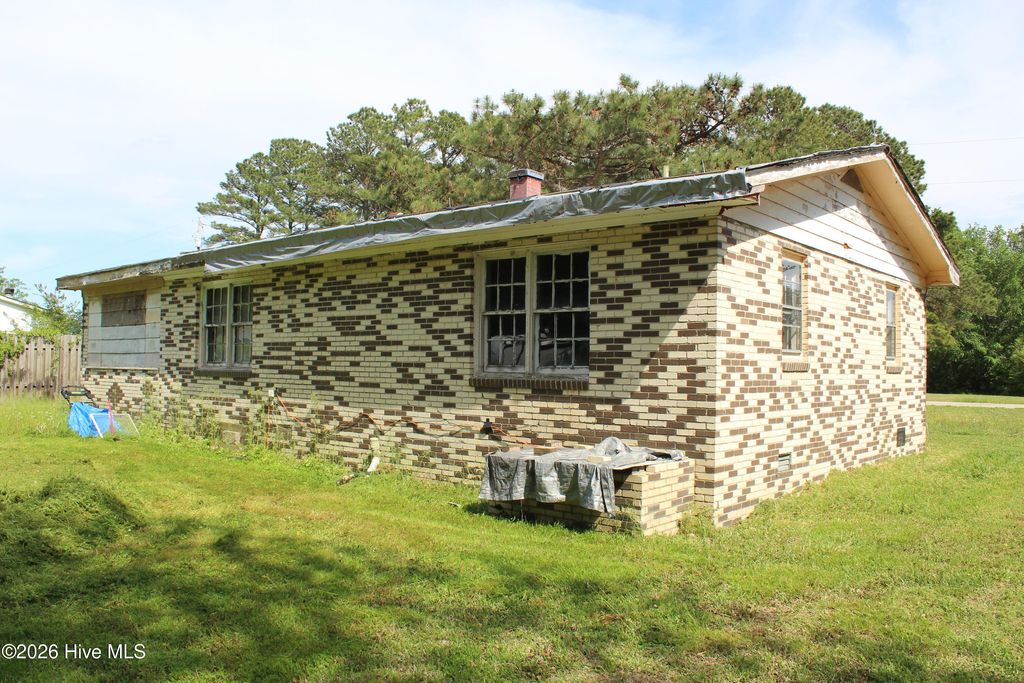 Photo of 135 Lowe Drive, Hertford, NC 27944 (MLS # 100569564)