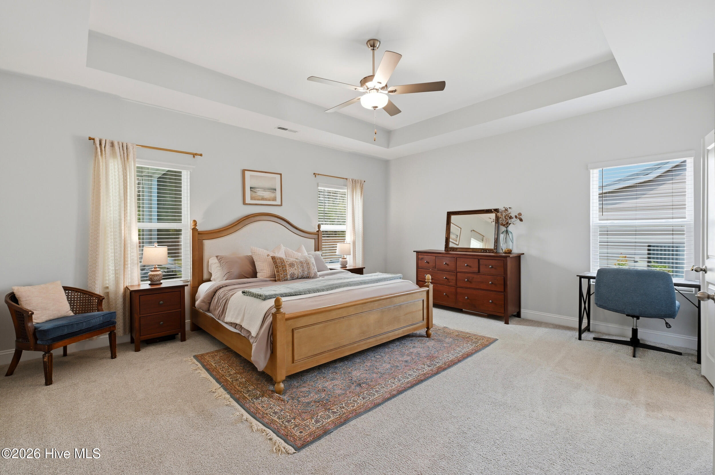 221 E Red Head Circle