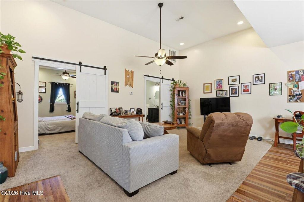 Photo of 657 Washboard Avenue, Mount Olive, NC 28365 (MLS # 100553491)