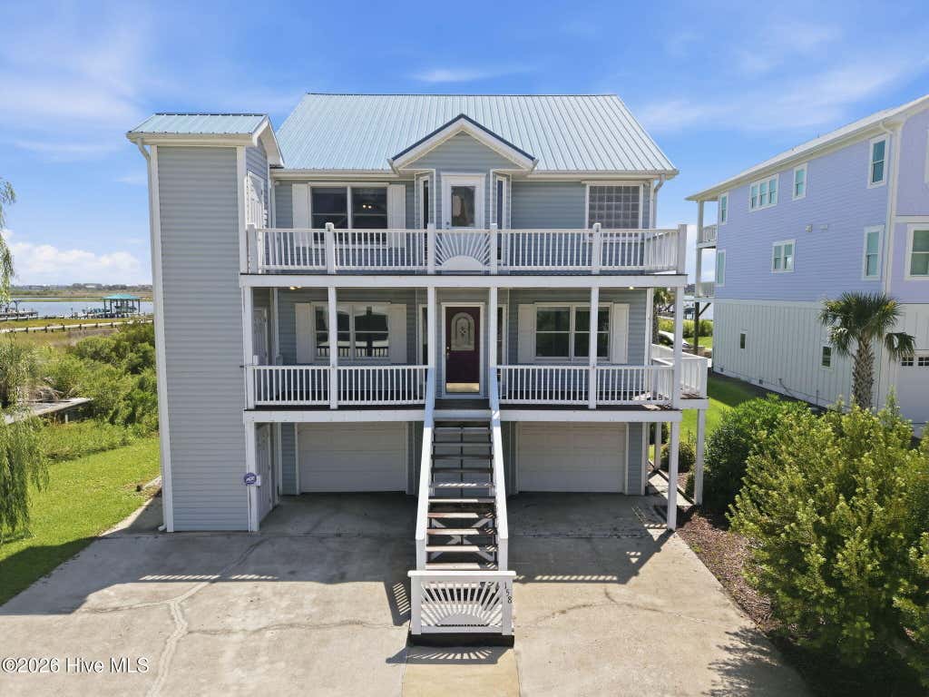 Photo of 158 Big Hammock Point Road, Sneads Ferry, NC 28460 (MLS # 100598601)
