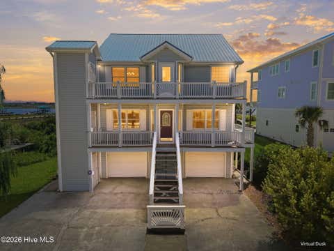 Photo of 158 Big Hammock Point Road, Sneads Ferry, NC 28460 (MLS # 100598601)