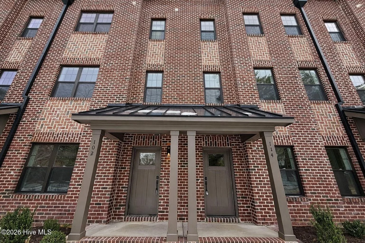 104 Lexington Lane