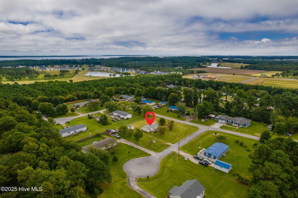 Photo of 100 Lindsey Court, Beaufort, NC 28516 (MLS # 100531967)