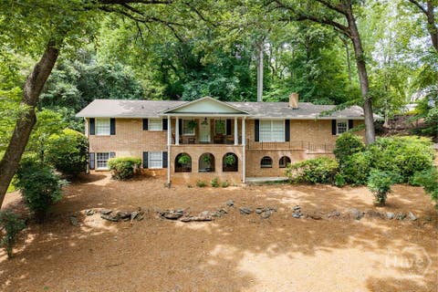 Homes For Sale - 530 Westview Drive<br/> Athens, GA 30606