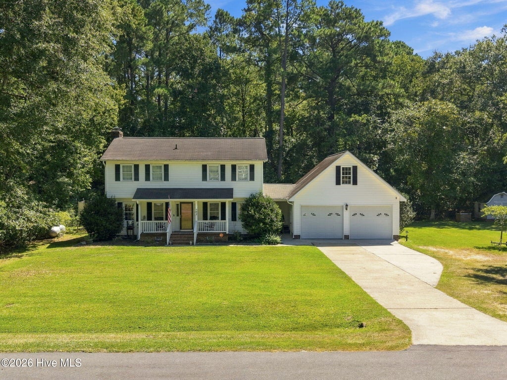 Photo of 202 Holyoke Drive, Washington, NC 27889 (MLS # 100606064)