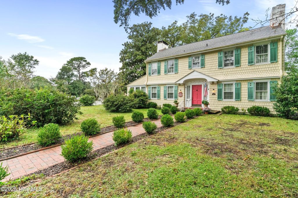 Photo of 1801 Grace Street, Wilmington, NC 28405 (MLS # 100536207)